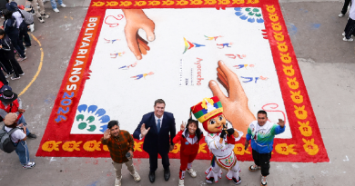 Espectacular alfombra gigante de los Juegos Bolivarianos del Bicentenario